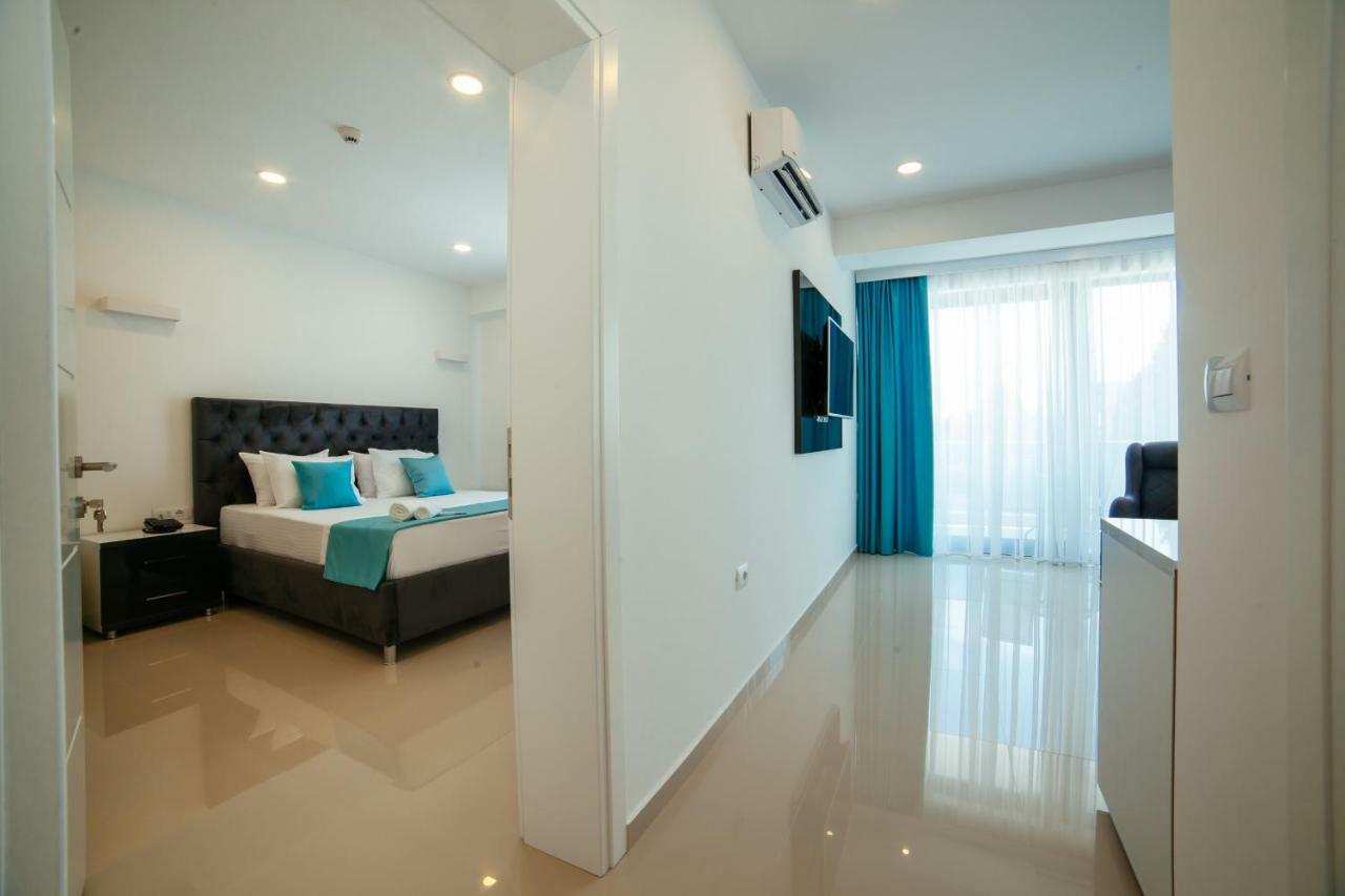 Hotel Ambiente Ulcinj Esterno foto
