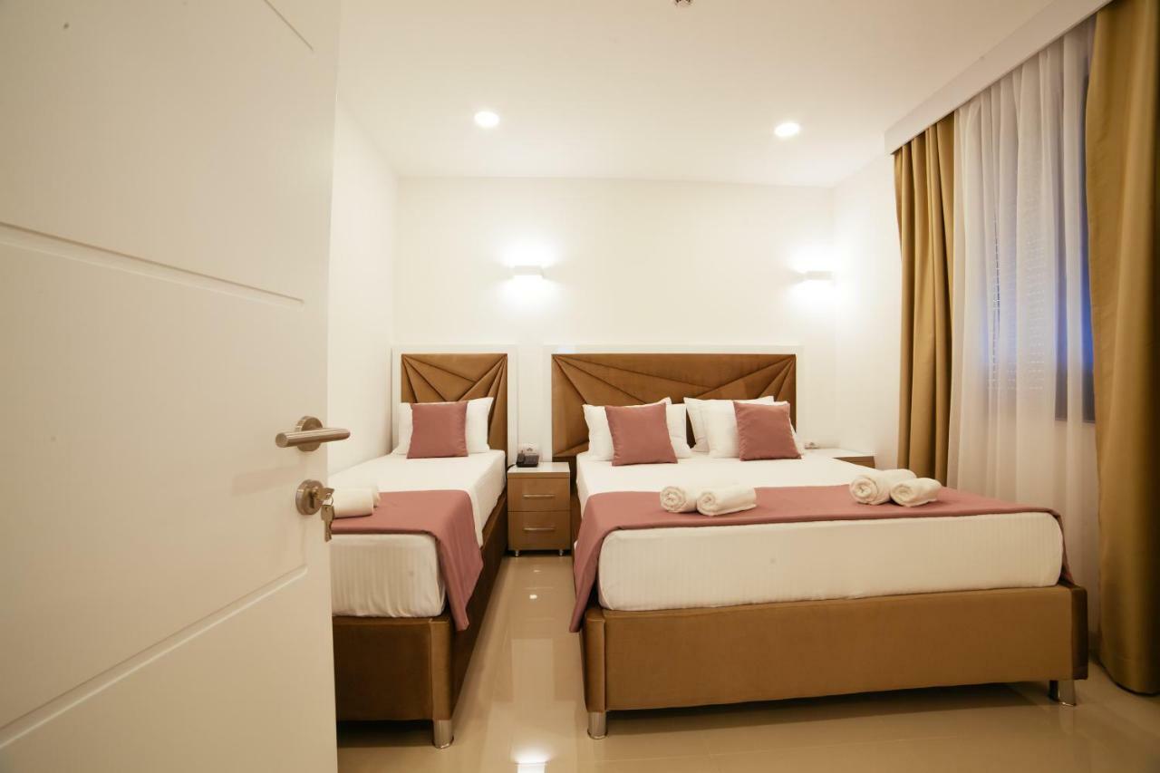 Hotel Ambiente Ulcinj Esterno foto
